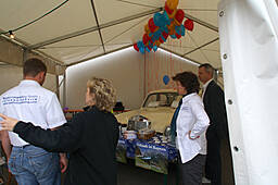 Plakat im Festzelt, der Chevrolet Orlando

Die 3 Z`widern mit viertem Mann

Früh übt sich wer ein Rennfahrer werden will

aber sich für ein Auto zu entscheiden ist schwer

Fuhrpark der KFZ-Mayer in Mauerham

Fuhrpark der KFZ-Mayer in Mauerham

Fuhrpark der KFZ-Mayer in Mauerham

Der Parkplatz war trotz des schlechten Wetters vollgeparkt

Der Parkplatz war trotz des schlechten Wetters vollgeparkt

Fuhrpark der KFZ-Mayer in Mauerham

Plakate im alten und neuem Chevrolet-Design

Hildegard Mayer beim Systemmarketing Stand

Von den Süßigkeiten war am Ende nichts mehr über

Die Technik vom Systemmarketing Stand ist vorbereitet

Firma Systemmarketing gratuliert zu 20 Jahren KFZ Mayer, mit Blumen...

... und einer großen Flasche Bier

Gar nicht so leicht sie loszulassen

Blumenstrauß und Bier - so gratulieren wir: Systemmarketing GmbH

Gruppenfoto Hildegard und Michael Mayer mit dem Team der Systemmarketing GmbH und Verena

99 Luftballons, aber sie fliegen noch nicht am Horizont

Links Hindernissparcours für die Rauschbrille und geradeaus das Festzelt

CardioZone & Adventuressport

Adventure-Sport Stand 

Die Neuwagenausstellung im Keller war eine Besichtigung wert

Die 3 Z`widern

Die Belegschaft von KFZ-Mayer zur allgemeinen Begrüßung auf der Bühne

Die Belegschaft von KFZ-Mayer zur allgemeinen Begrüßung auf der Bühne

Der Systemmarketing Stand war gut besucht

Der Systemmarketing Stand war gut besucht

Herr Steiner erhielt zum 60. Geburtstag ein Präsent von KFZ-Mayer

und von der Systemmarketing GmbH einen Gutschein für ein Wellness-Wochenende

KFZ-Mayer und Systemmarketing GmbH wünschten dem Geburtstagskind alles Gute

Das Fest war gut besucht

Noch schnell mal einen Soundcheck

Die Band von Claudia Koreck steht schon bereit

Claudia Koreck und Band sorgten für Stimmung im Festzelt

Claudia Koreck und Band sorgten für Stimmung im Festzelt

Claudia Koreck und Band sorgten für Stimmung im Festzelt

Das ganze Zelt war voll

Nebst interessierten, auch desinteressierte Gesichter

Claudia Koreck und Band

Claudia Koreck und Band

Nach dem Konzert eine kleine Ansprache von Hans Mayer

Ein Dank an die Familie Graewert und Koreck für gute Zusammenarbeit

Blumen für die Damen, Rucksäcke für die Herren und das BobbyCar für den Nachwuchs

Kurze Worte von Moderator Hans Mayer

Die 3 Z`widern

Die 3 Z`widern

Vor der Preisverteilung wurde der 1. Preis ins Festzelt gefahren

Kurze Worte zum Ablauf und begrüßung der Notare

Ehrung der 1. Kunden die ein ganzes Auto gekauft haben

Diese 2 haben richtig geschätzt wieviele Bälle im Chevrolet Orlando waren: 138 Stück

Glücksfee Verena darf gleich die Lose ziehen

Michael Mayer auf der Bühne

Ein paar Worte vom Notar zur Verlosung

Michael Mayer liest gleich die gezogenen Nummern vor

Mitarbeiter von KFZ-Mayer holen jeweils die Preise aus dem Auto

Ablauf einer Glücksfee: Nummer ziehen und dem Notar zeigen

Warten auf den Gewinner

Michael und Hans Mayer hatten viel Spaß bei der Moderation

Obligatorischer Nummern-Vergleich und notieren der Adresse der Gewinner/in

Schön weggucken und ne neue Nummer ziehen

Nummer zum vorlesen überreichen

Blumenschmuck auf der Bühne

Blumenschmuck auf der Bühne

Warten auf die neue Ziehung: Beide Notare, Hildegard Mayer und Glücksfee Verena

Insgesamt gab es 30 Preise zu gewinnen

Kurze Erfrischung auf der Bühne

Und weiter im Programm

Die Besucher im Zelt warten schon gespannt auf die nächste Nummer

Langsam nähern wir uns dem Ende

Insgesamt gab es mehr weibliche als männliche Gewinner

Nächster Preis: Rucksäcke mit Inhalt

Nummernvergleich beim Notar und gleich danch erhält der Gewinner seinen Picknickkorb

Michael Mayer bei der nächsten Nummer

Und wieder ein Gewinner

Wer im Zelt keinen Platz mehr hatte stand vorm Eingang

Prost

Prost

Spannung pur

Kleine Pause mit einer Darbietung von den 3 Z`widern

das nächste Los

Warten auf den Gewinner

Wer sich wohl meldet

Gespannte Gesichter

Durch eine kurzfristige Spende gabs zwei zweite Preise

Der 1. zweite Preis ein Gutschein für ein Wellness Wochenende

Ziehung des 2. zweiten Preises

Nummernübergabe

Der 2. zweite Preis war ein Rundflug mit dem Xcitor 

Ums spannend zu machen: Pause vorm großen Finale

Instruktionen an die Glücksfee

Applaus an die 3 Z´widern

Schön weggucken beim Gewinnerlos

Dem Notar zur Ansicht zeigen

Alles in Ordnung, jetzt kanns gleich verlesen werden

So, wer ist wohl der glückliche Gewinner?

Blick in die Runde wo der Gewinner auftaucht.

Kurzes Warten auf den Gewinner

Foto mit dem Gewinner des Chevrolet Sparks mit Michael und Hildegard Mayer und Glücksfee Verena

Nach der Verlosung wurde das Zelt schnell leerer

Das Wort geht an den Herrn Notar

Abschließende Worte von Moderator Hans Mayer

Begutachtung des Gewinns

Probesitzen

Wie sich unser Gewinner jetzt wohl fühlt !?

Der Tag danach - soviele Geschenke gab es

Was für ein Wetter - das hätte man gestern haben müssen

Fuhrpark im Sonnenschein

Vereinzelt stehen noch Autos auf dem Parkplatz

Wir bedanken uns bei allen Besuchern - es war ein tolles Fest
